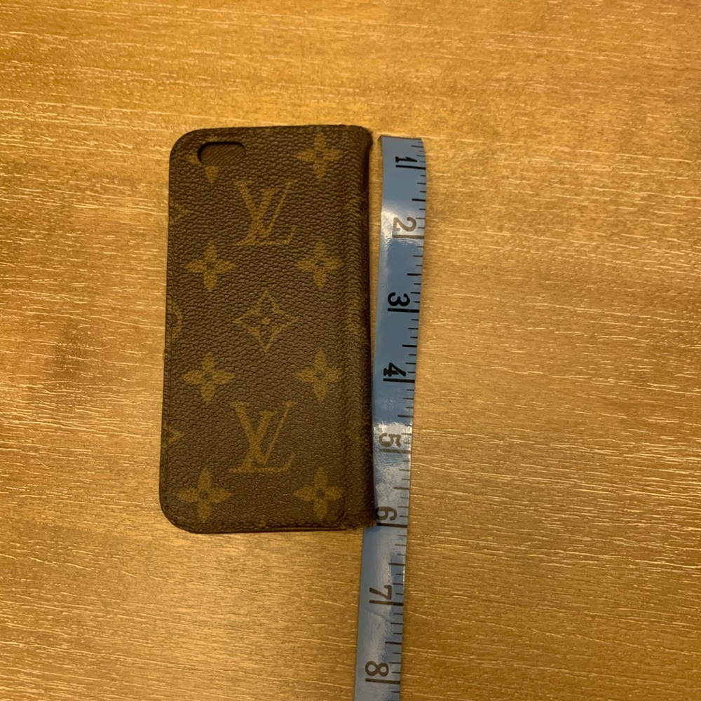 Authentic LV monogram, folio, iPhone 6 case - Picture 6 of 11